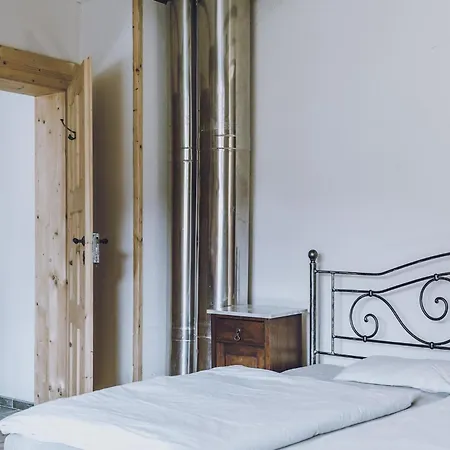 Dom wakacyjny Riverside Flat For Two Guests Janowice Wielkie